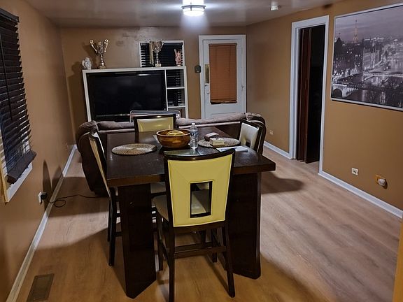 5th image of 3003 Commercial Ave