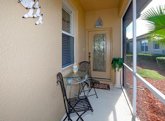 3rd image of 2317 Carnaby Ct