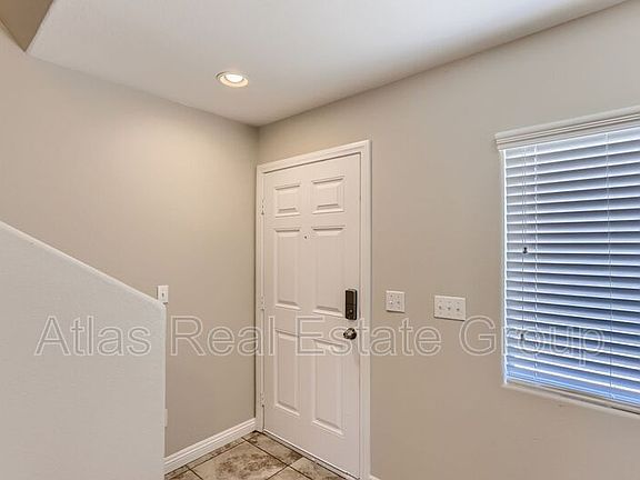 5th image of 5286 Floralita St
