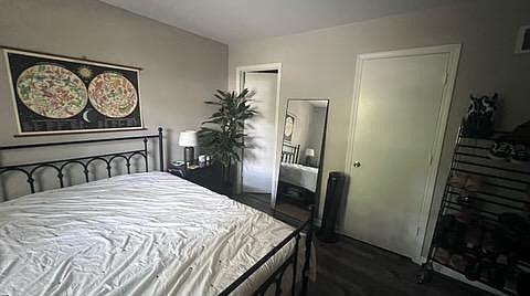 3rd image of 2102 Murray Ave #2