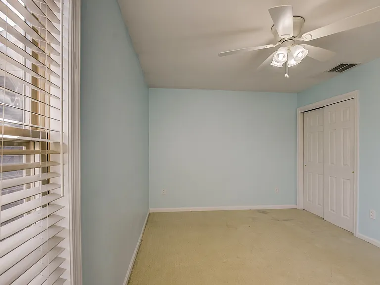 403 Taggert Dr — Photo 26