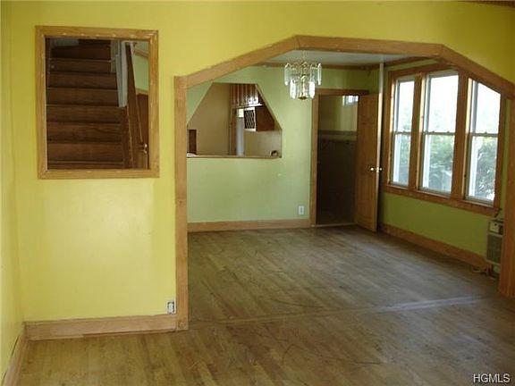 2nd image of 85 Beechwood Ave