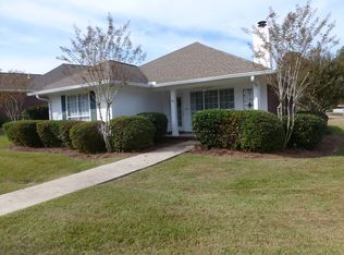 22 Overlook Point, Hattiesburg, MS 39402