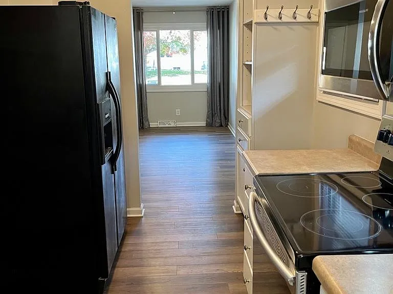 6313 Hamilton St — Photo 15