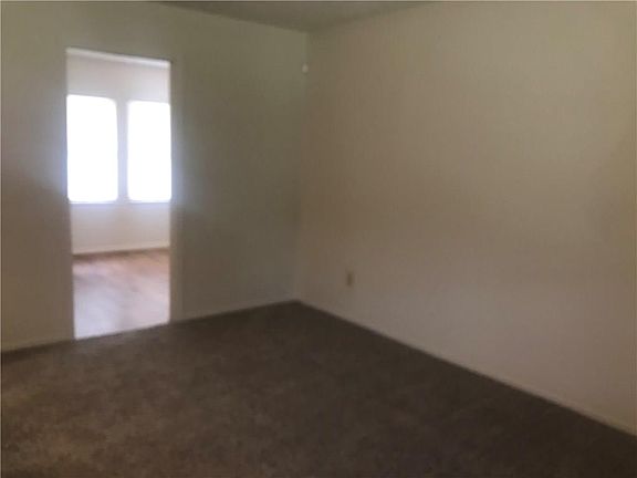 3rd image of 3107 Pawnee Ct