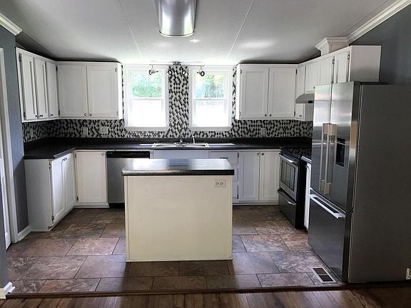 4th image of 2266 Palo Alto St
