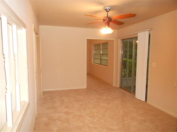 5th image of 2112 Mulberry Blvd
