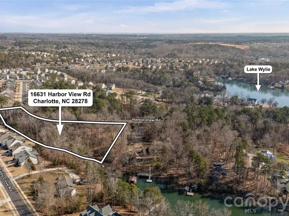 16715 Harbor View Rd, Charlotte, NC 28278