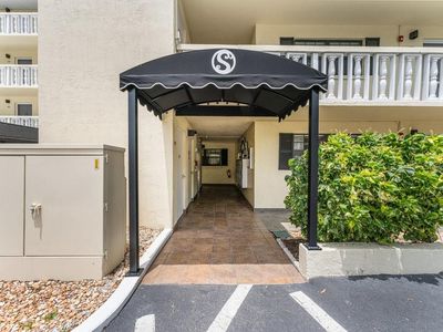 101 N Grandview St APT 205, Mount Dora, FL, 32757