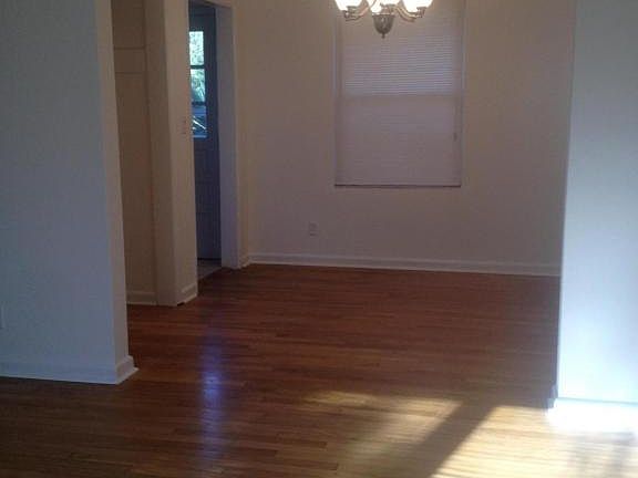 5th image of 8043 San Jose Blvd