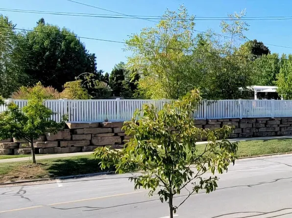 53 N Shore Dr, South Haven, MI 49090