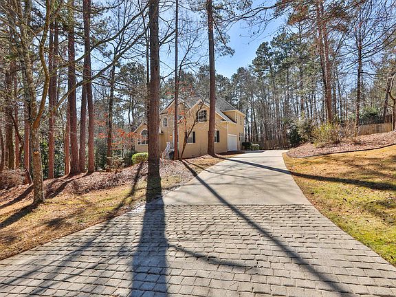 3rd image of 428 French Village Blvd