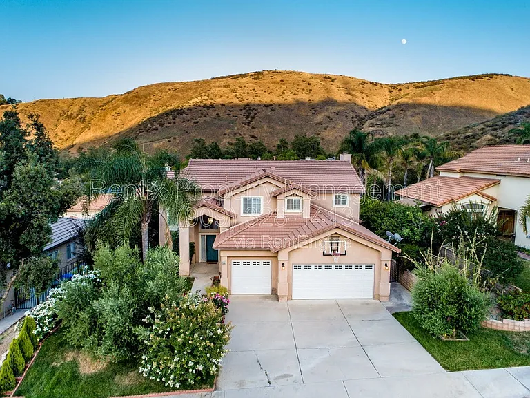 3655 Shandin Dr — Photo 49