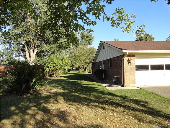 3rd image of 2158 Northern Dr