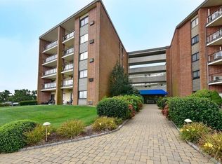 1412 Capella St S #1412, Newport, RI 02840