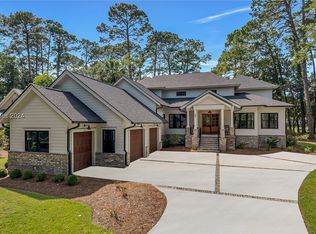 22 Long Brow Rd, Hilton Head Island, SC 29928