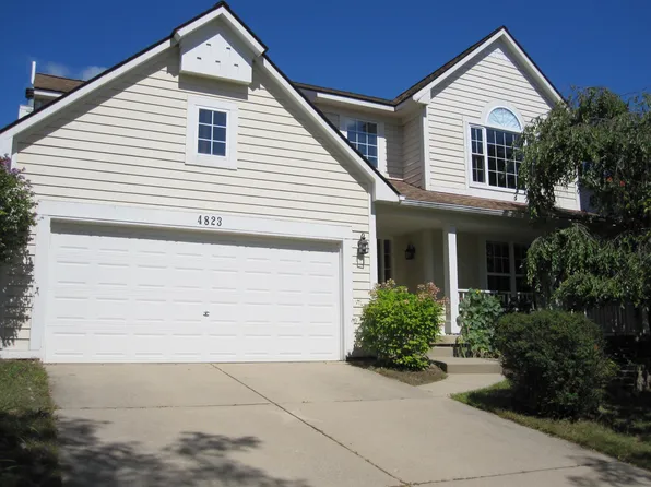 4823 N Ridgeside Cir, Ann Arbor, MI 48105