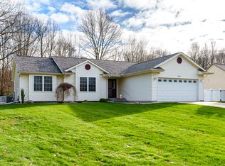 3329 Pondview Dr, Kalamazoo, MI 49009