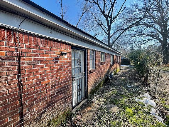 3rd image of 3593 Clayphil Ave
