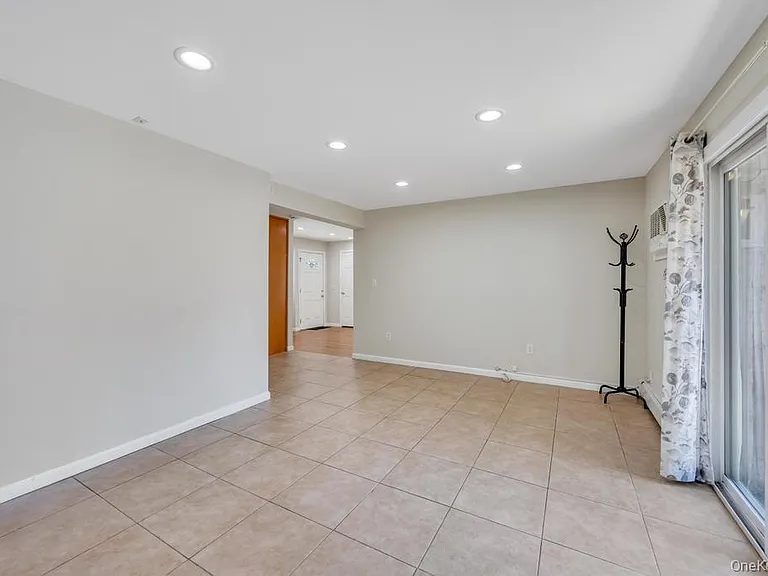 153 Sunrise Ln — Photo 19
