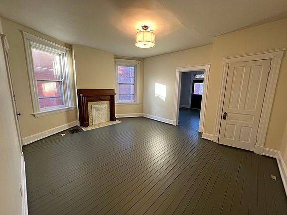 3rd image of 4140 Jerome Ave #1