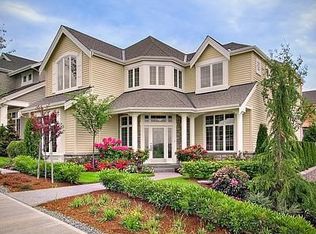 2404 NE Davis Loop, Issaquah, WA 98029