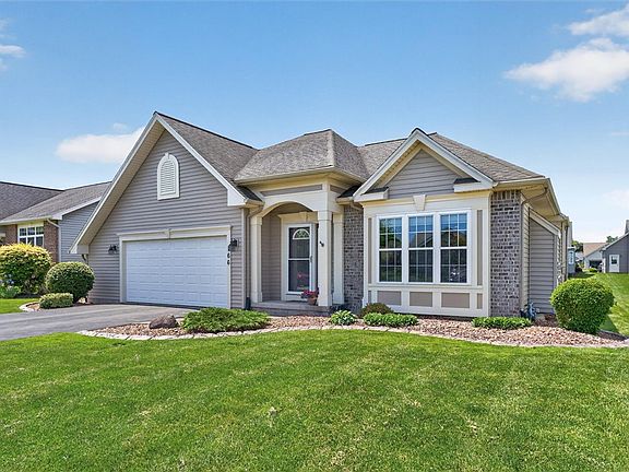 4th image of 166 Pollet Pl