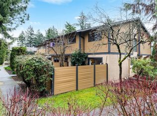 Passmore Place, Saanich, BC V8Z 6G4
