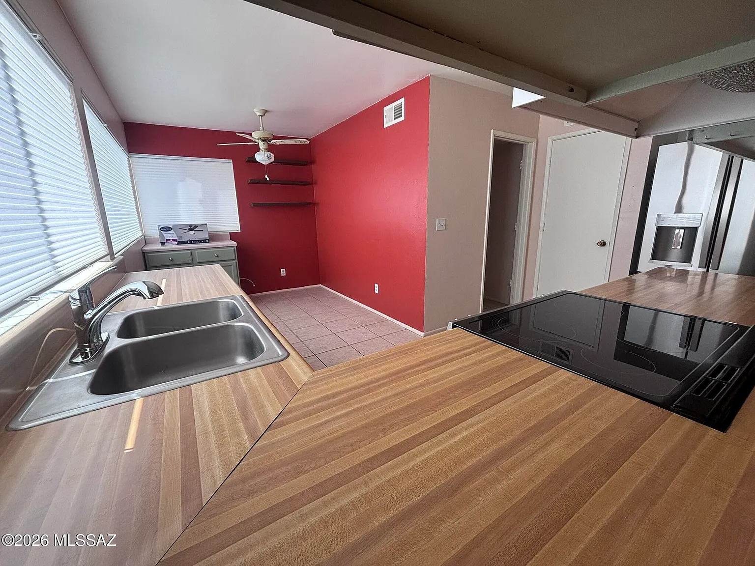 3 bed, 2.0 bath, 1627 sqft, $2,800 — Photo 3