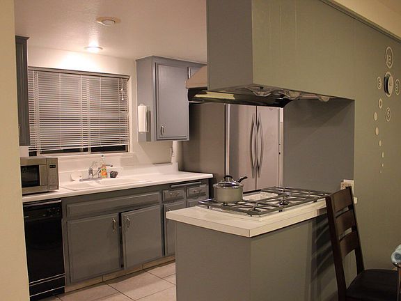 4th image of 24102 La Rosa Dr