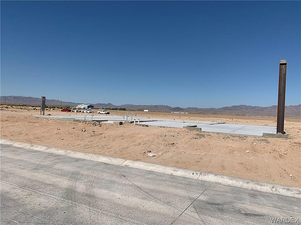 1st image of 6089 Calico Ave
