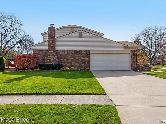 4th image of 5226 Hertford Dr