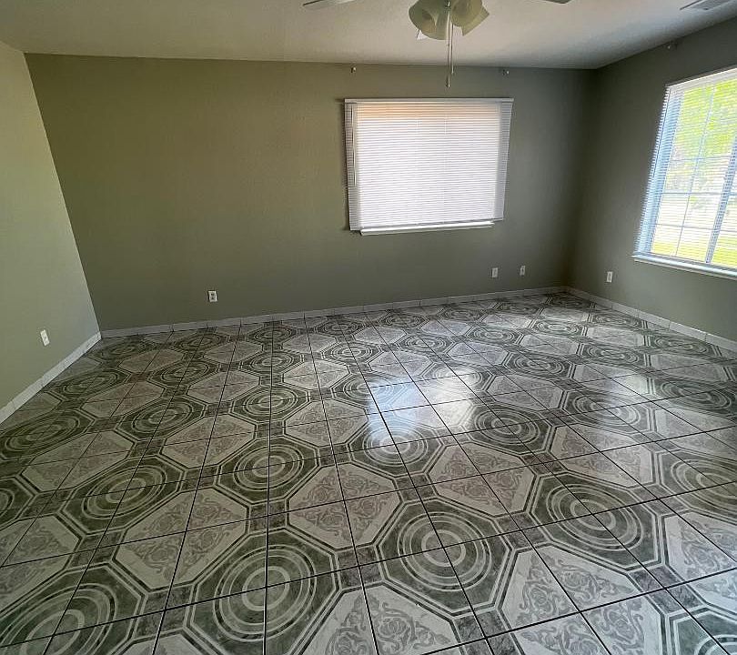 1st image of 2834 La Palma Ave #2834