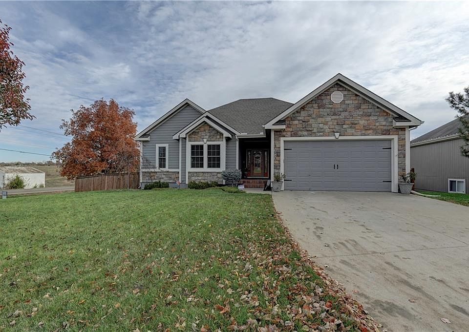 1913 N 159th Ter, Basehor, KS 66007 Zillow