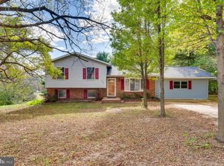 5405 Hoffmanville Rd, Manchester, MD 21102