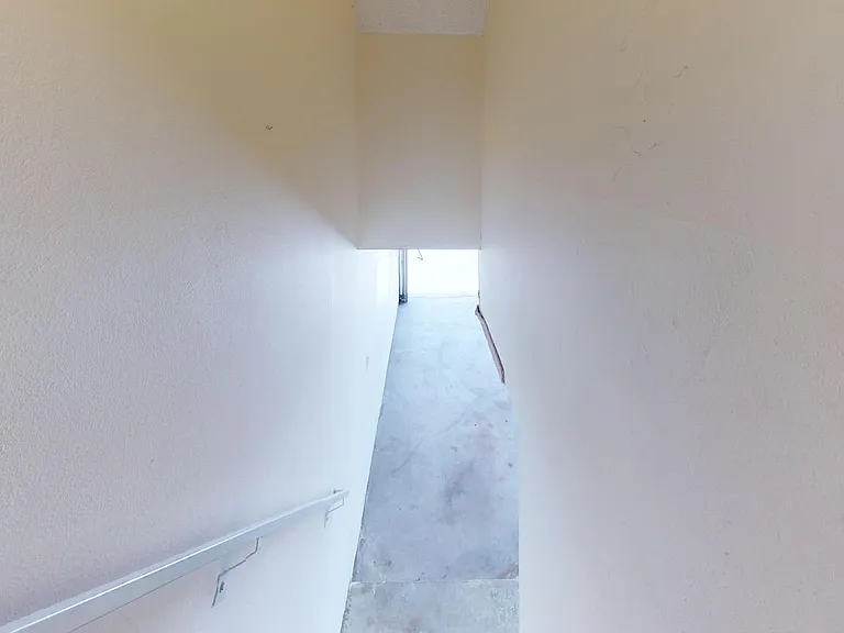 2112 Warfield Ave #5 — Photo 14