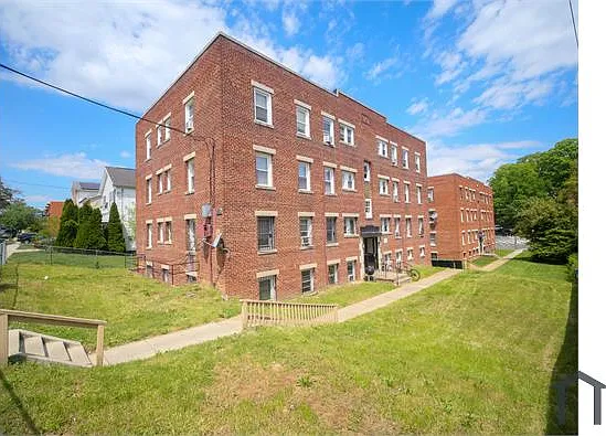 1 bed, $1,500 — Photo 1