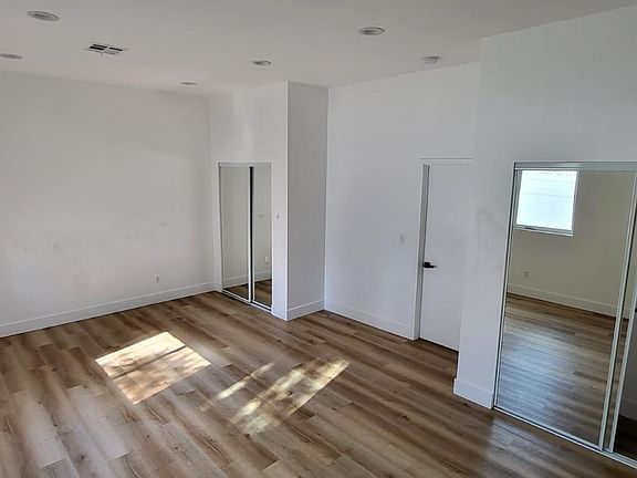 5th image of 17662 Raymer St