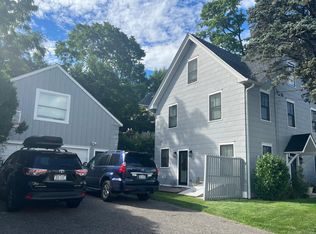 12 Plymouth Rd, Larchmont, NY 10538