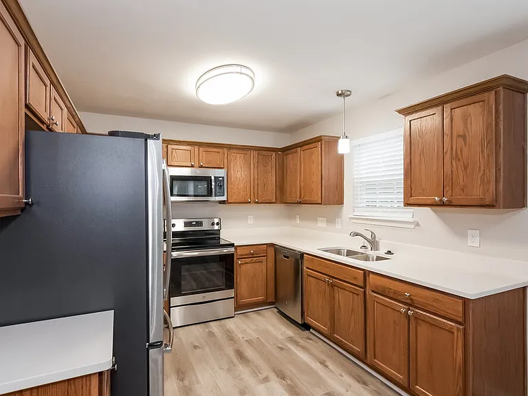 1119 Homestead Glen Blvd — Photo 8