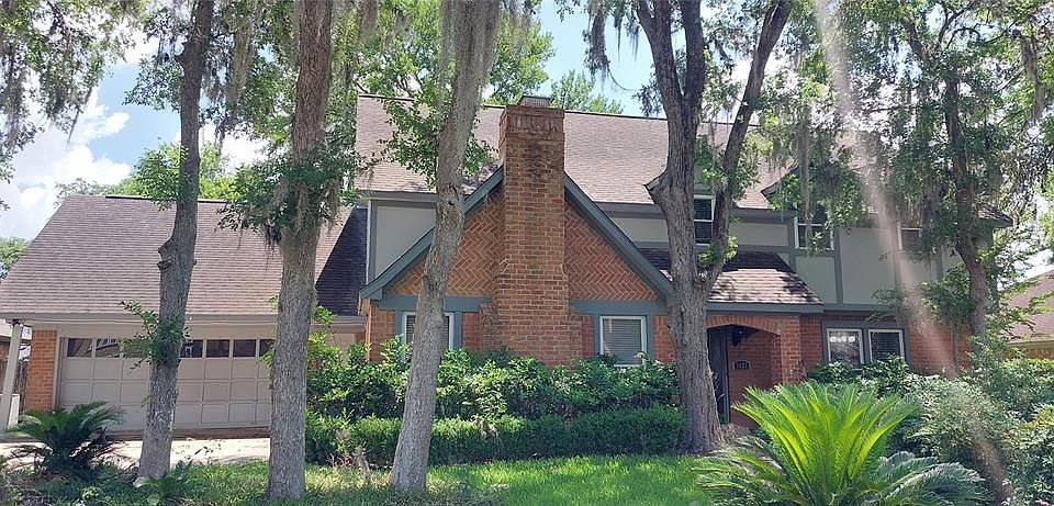 1st image of 3827 Pecan Valley Dr