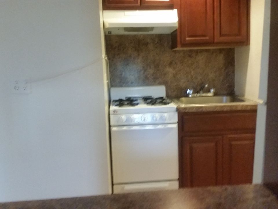 1st image of 74 Gatling Pl APT 2L