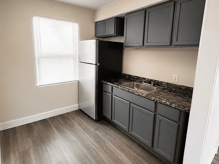 3652 Otterbein Ave #3652 — Photo 1