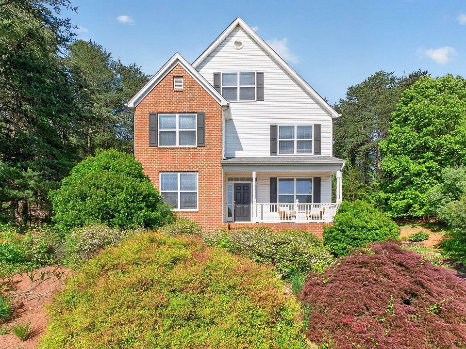 1st image of 1663 Appian Way
