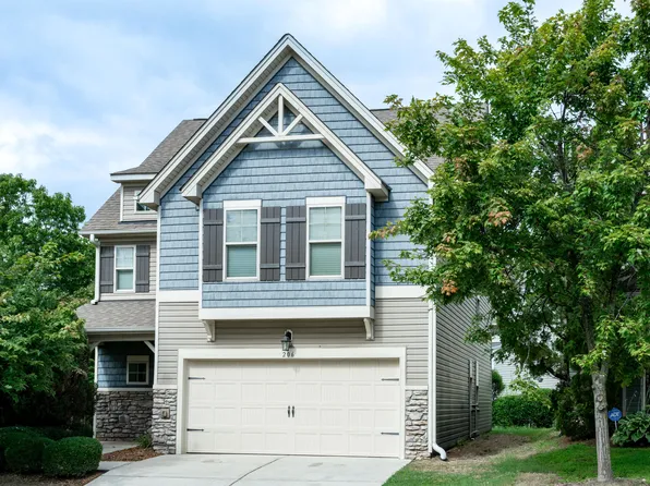 206 Roundhouse Ln, Morrisville, NC 27560