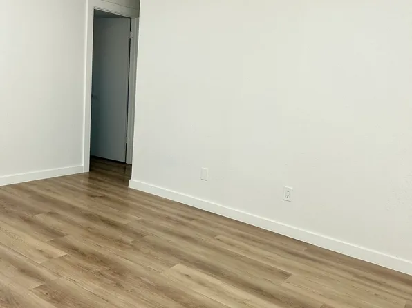 813 Panay Way Dr, Fort Worth, TX 76108