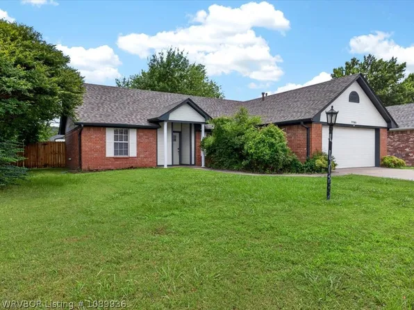 7701 S 24th St, Fort Smith, AR 72908