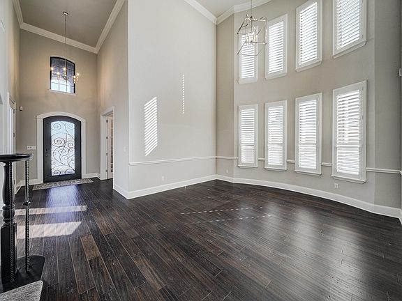 5th image of 7207 Calypso Ln