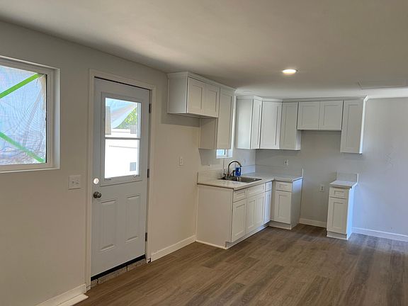 3rd image of 13665 Red Hill Ave #B