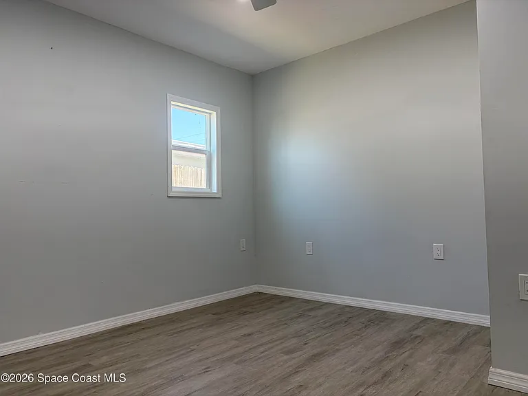 491 Seacrest Ave — Photo 14